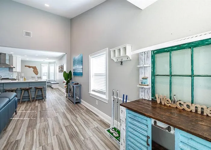 Winter Promo-pool, Beach, Golf Cart, Putting Villa Clearwater Beach
