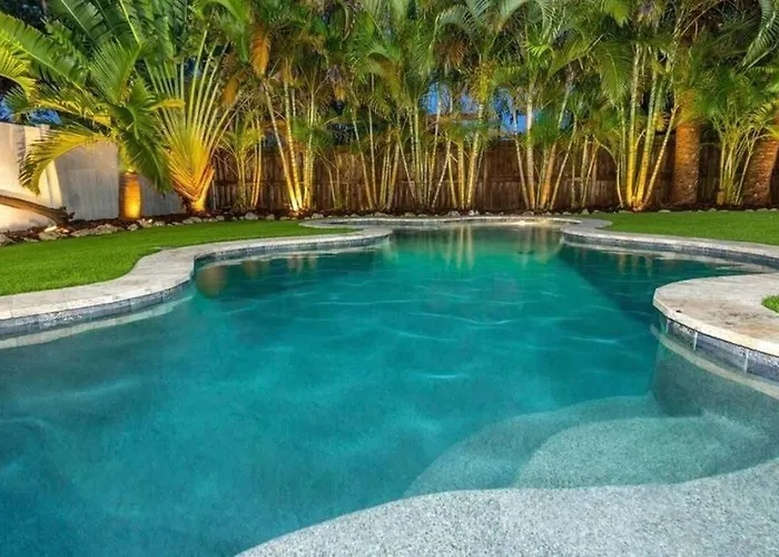 Winter Promo-pool, Beach, Golf Cart, Putting Clearwater Beach