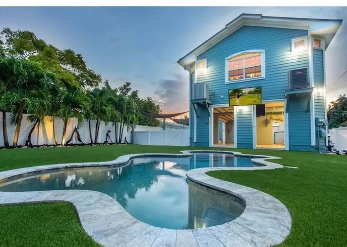Winter Promo-pool, Beach, Golf Cart, Putting Villa *